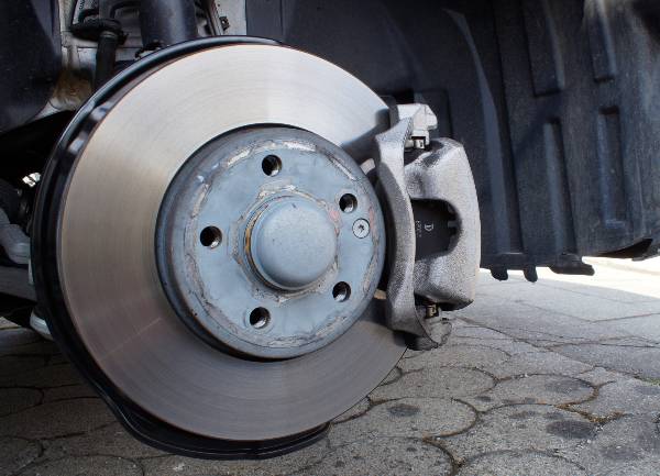 brake replacement brake disc, pads and caliper